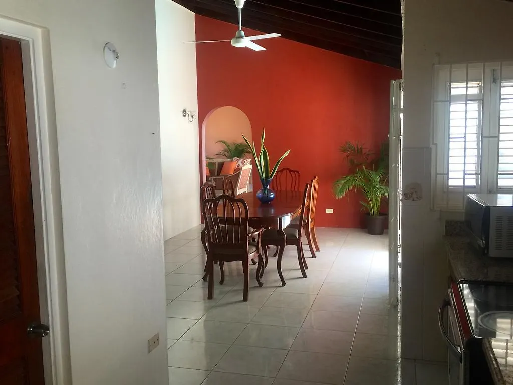 Hôtel La Casa Feliz à Montego Bay 3*,  Jamaïque